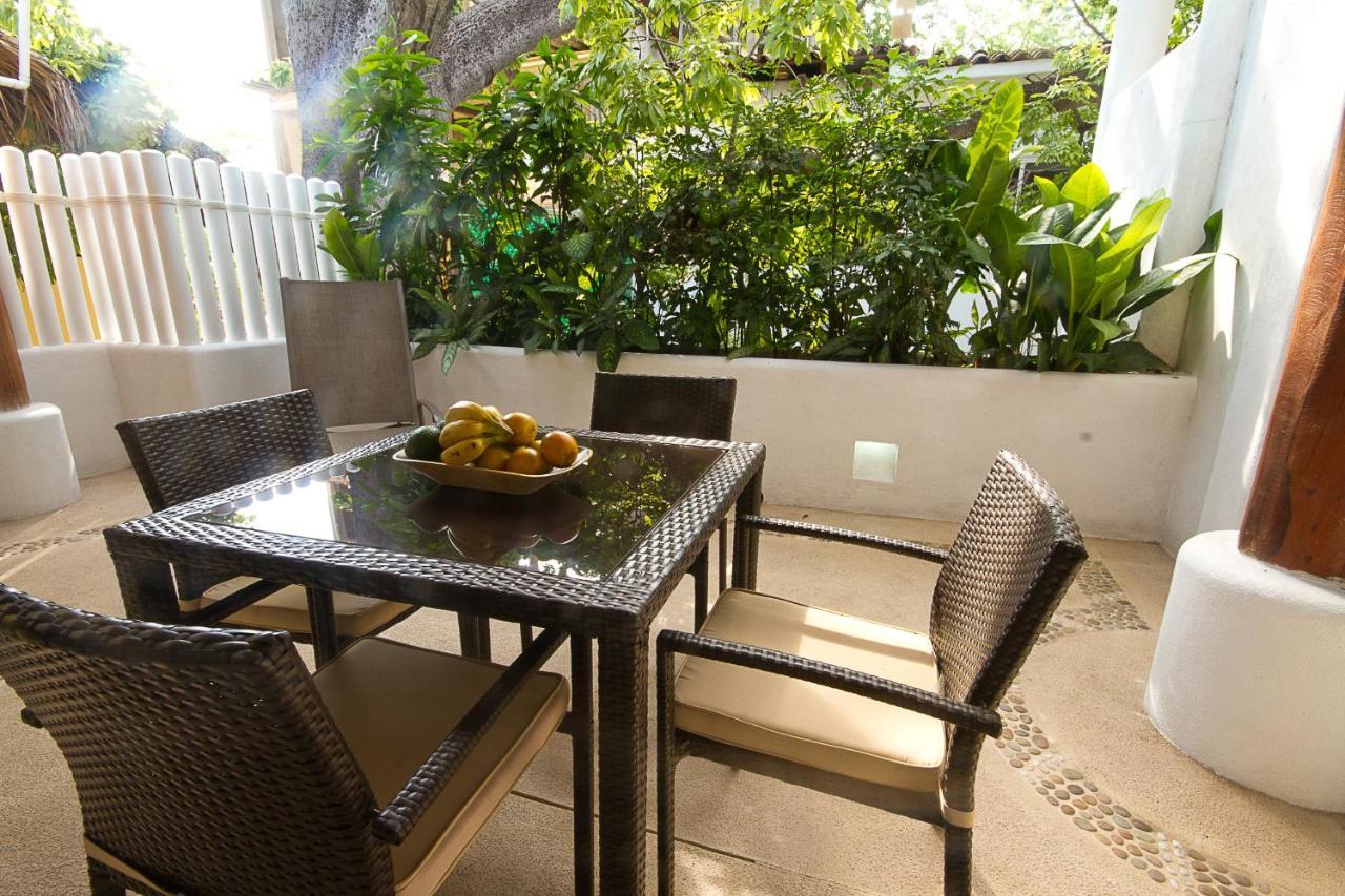 Villas Naomi Zihuatanejo Buitenkant foto