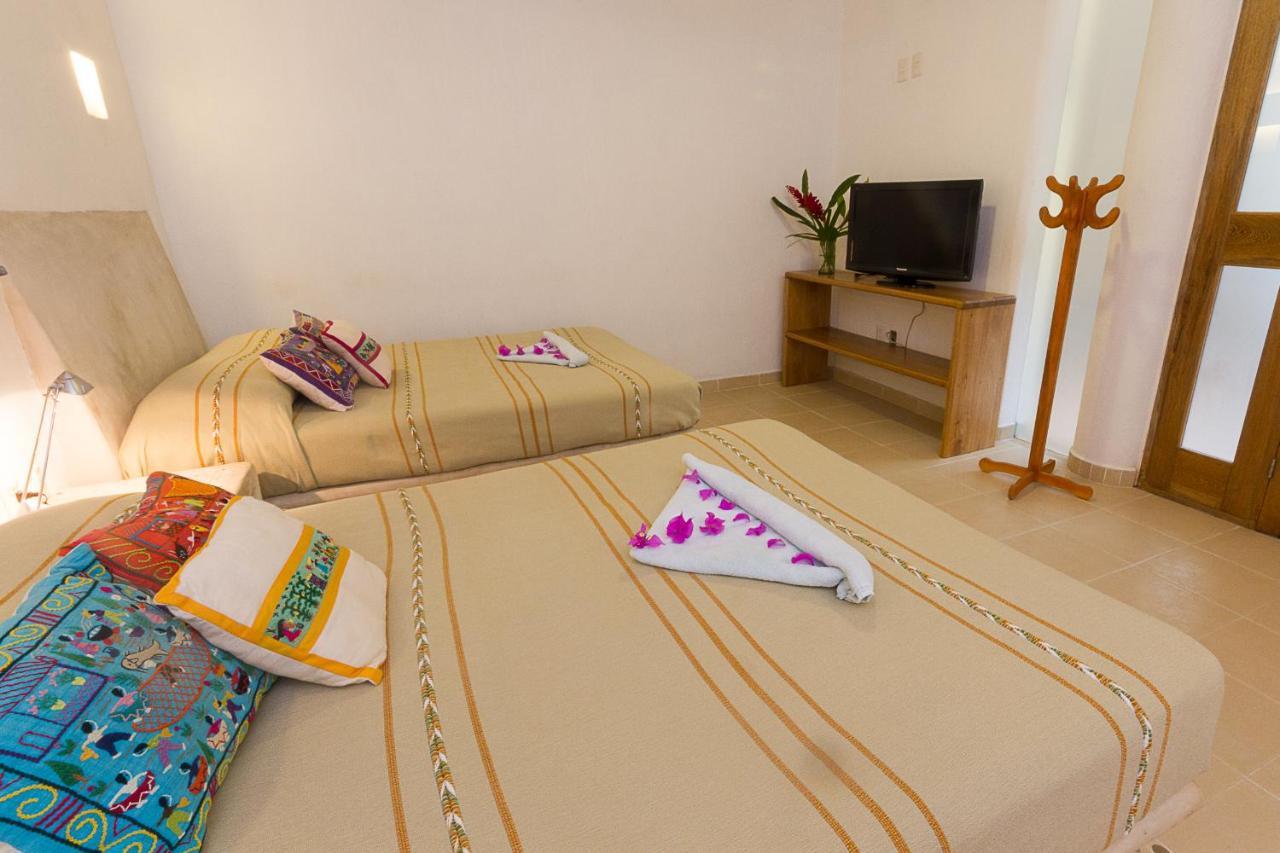 Villas Naomi Zihuatanejo Buitenkant foto